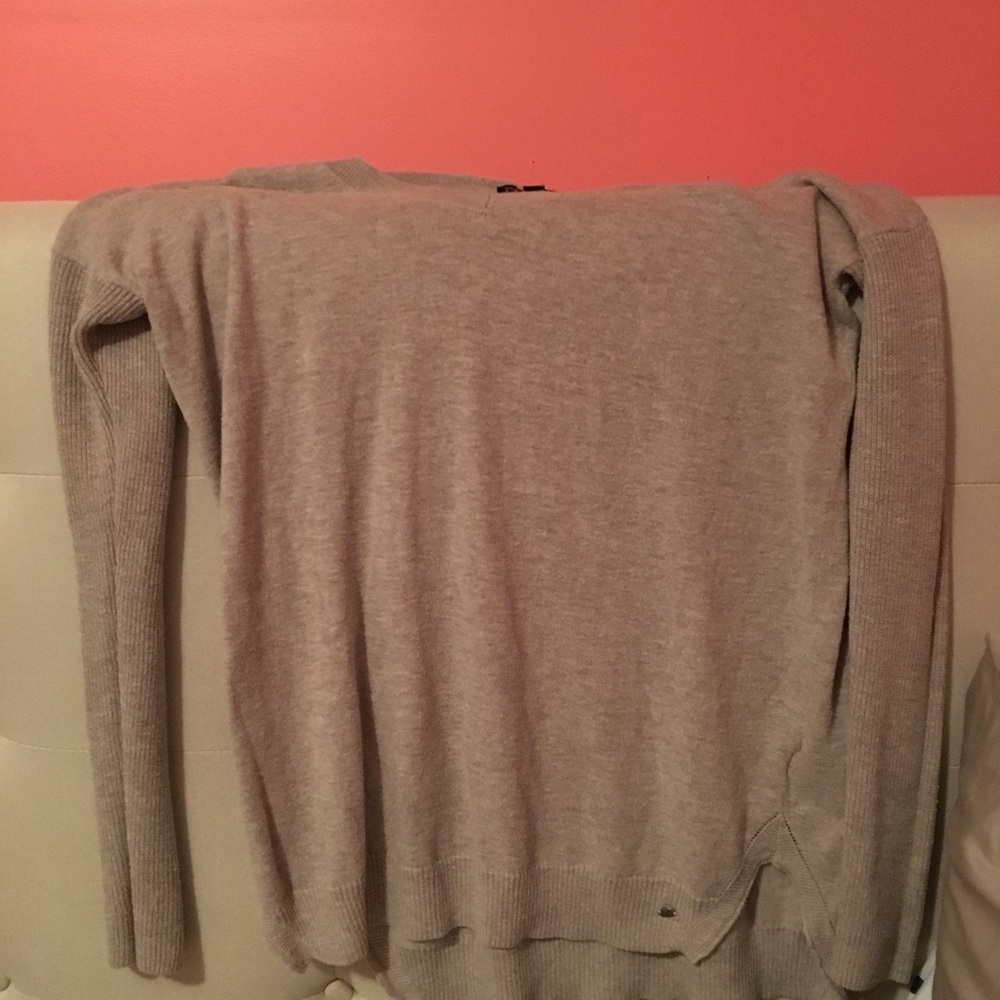 badge sweater